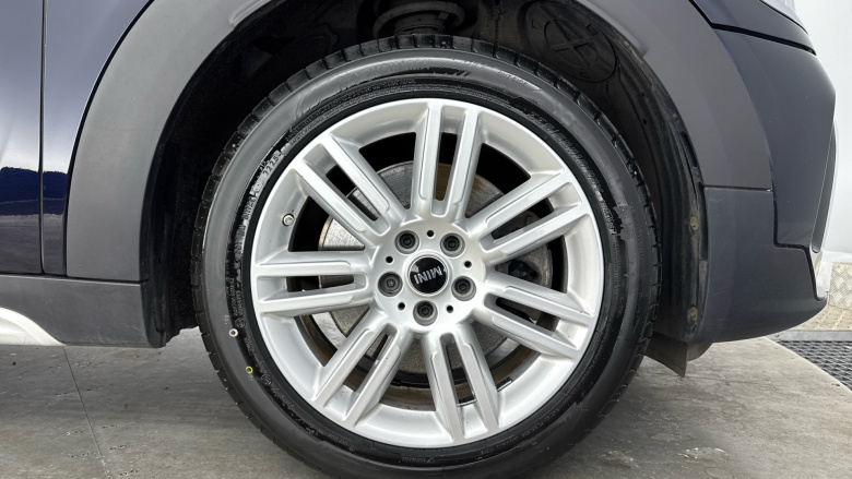 MINI Countryman 1.5 Cooper S E Exclusive Prem ALL4 PHEV 5dr Auto Hatchback